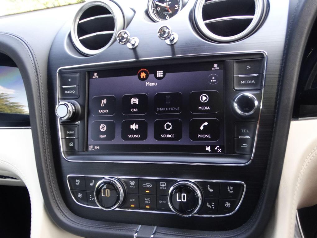 Used Bentley Bentayga Y123CTS 28
