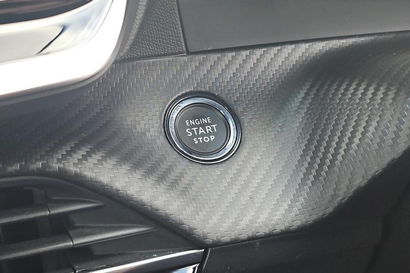 Used Peugeot 2008 KS74AYC 32