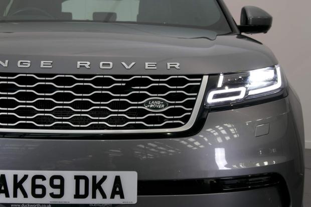 Land Rover Range Rover Velar Photo at-6ffb8af8f6fa48509681610f350e87bc.jpg