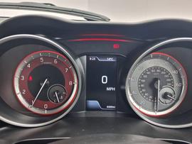Suzuki Swift Photo 14