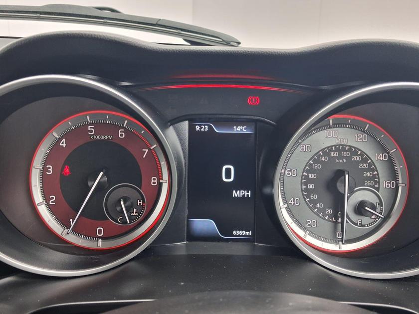 Suzuki Swift Photo at-70188ffacd004af298fc40dfc9cdfeda.jpg