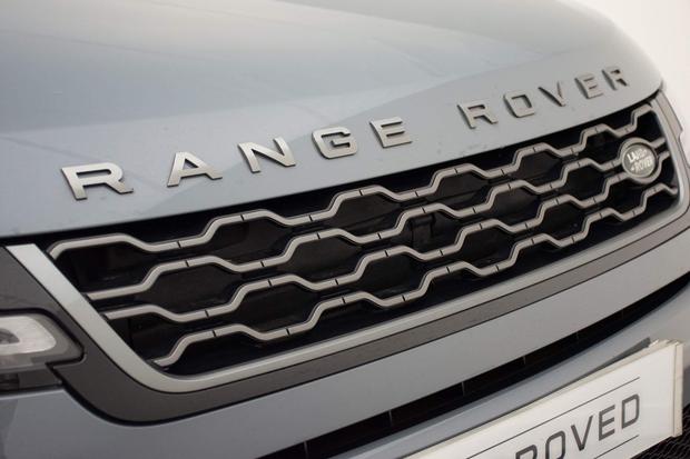 Land Rover RANGE ROVER EVOQUE Photo at-701f191119604919931566011af8ce3f.jpg