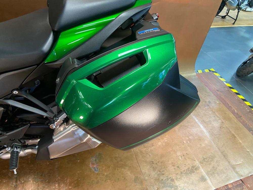 Kawasaki Z1000 SX Photo at-702306ab6a9e4aa0b3fb81307c1fd8d6.jpg