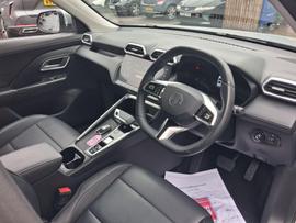 MG MG ZS Photo 12