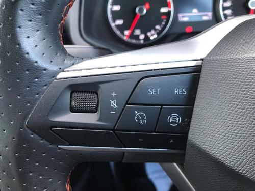 SEAT Arona Photo at-702bc9d5493843c68a42d7763e4da294.jpg