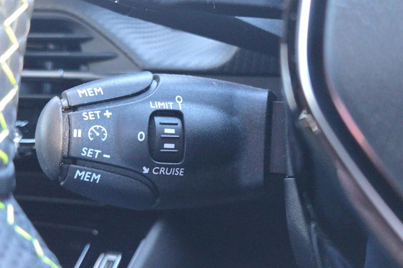 Used Peugeot 2008 FL73OZW 20