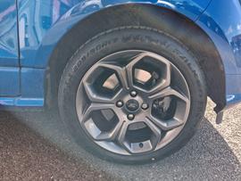 Ford EcoSport Photo 5
