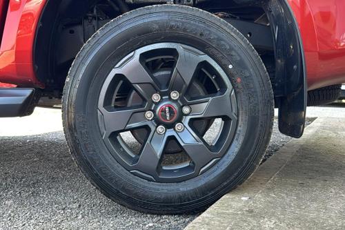 Isuzu D-MAX Photo at-70672f19ee514002a1ad66f463b9014c.jpg
