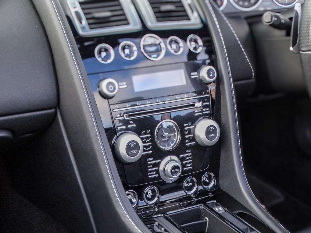 Used Aston Martin DB9 LJ60ETX 10