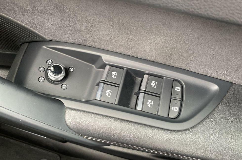Audi Q5 Photo at-70c14c81781b4ac0af843d7cc9322976.jpg