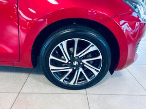 Suzuki Swift Photo 7