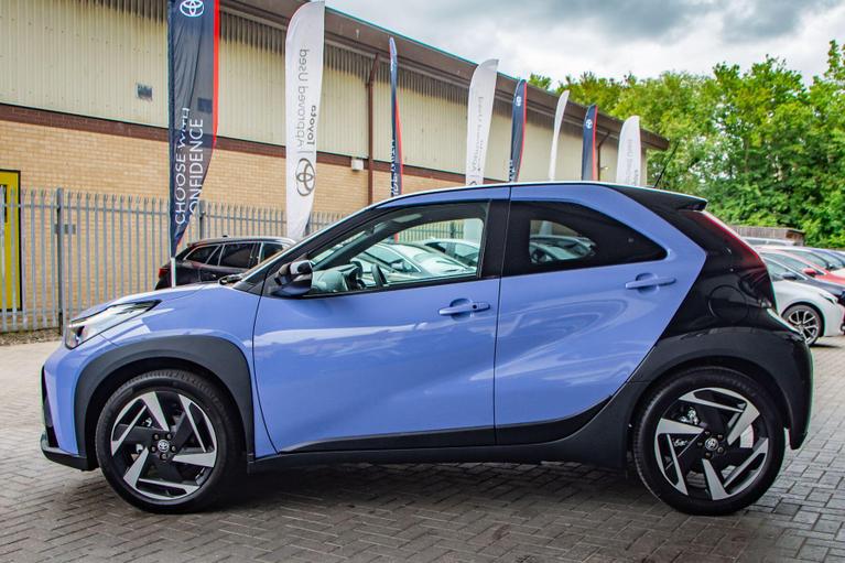 Used Toyota Aygo X WU26NRE 10