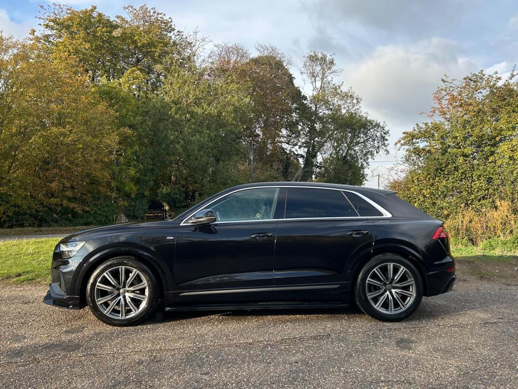Used Audi Q8 KN70CZX 2