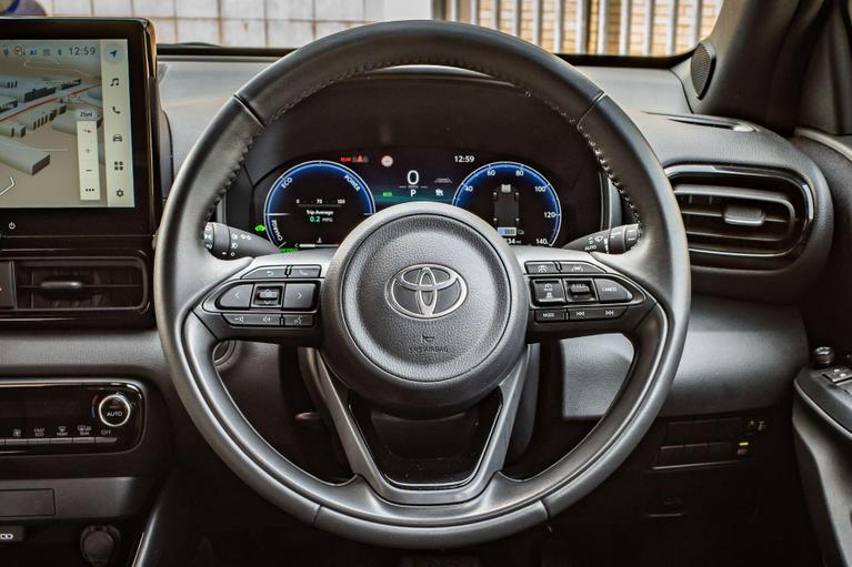 Used Toyota Yaris WM25CYT 24