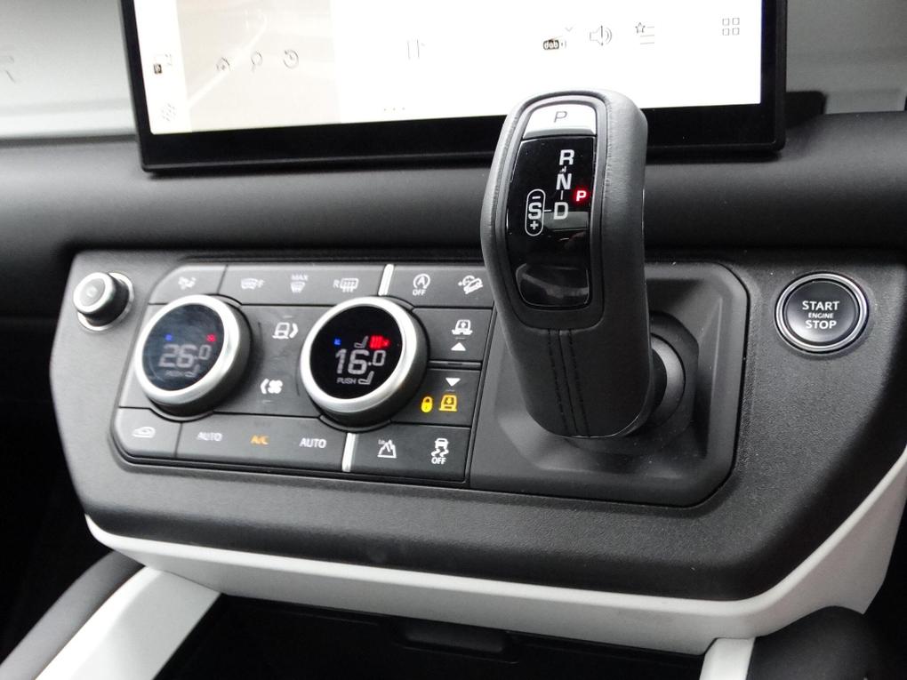 Used Land Rover Defender 110 EY25NVJ 31