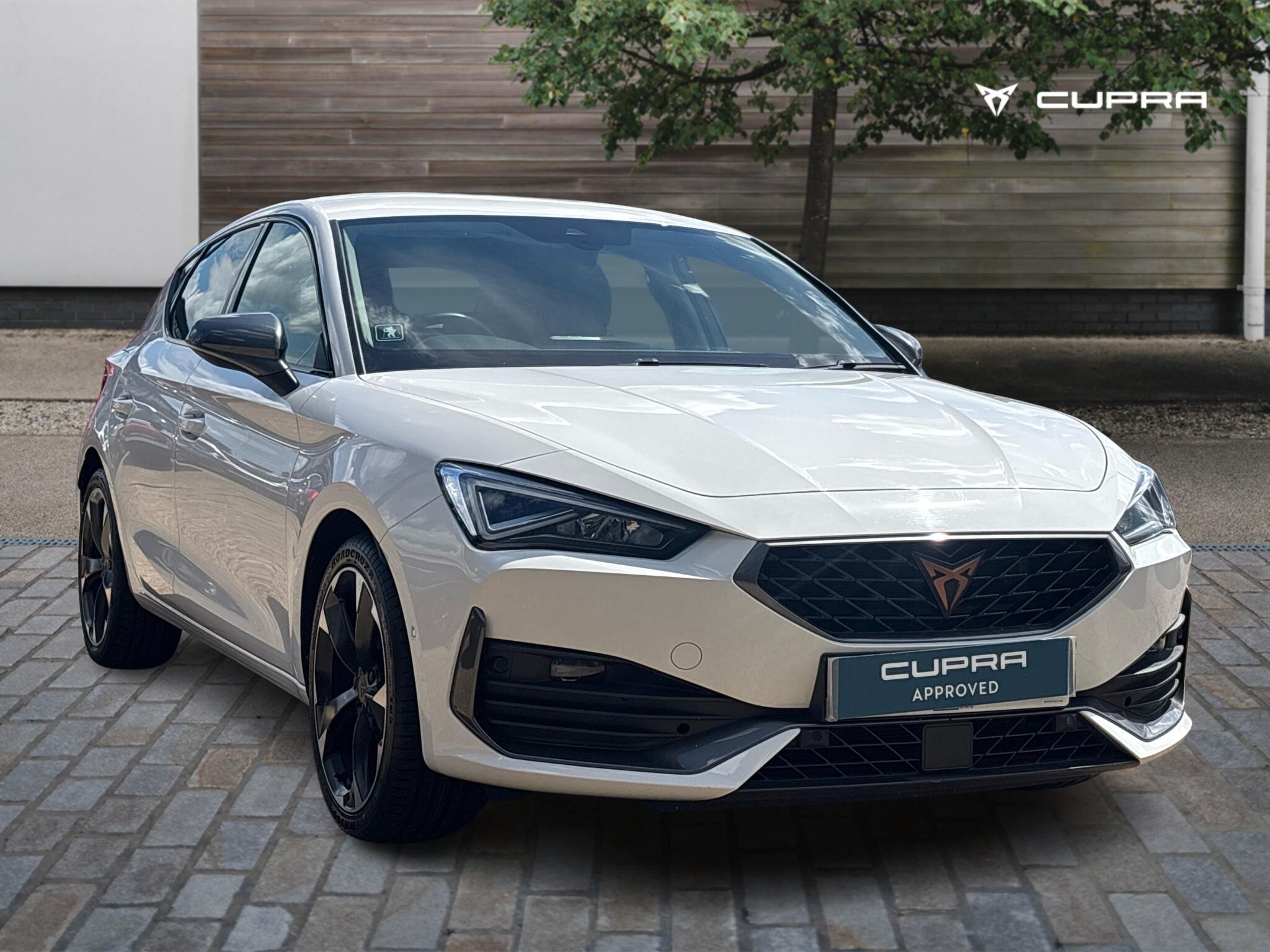2023 CUPRA LEON