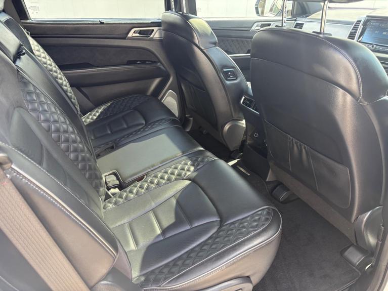 Used SsangYong Rexton RJ23FMF 10