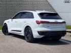 Audi Q8 Photo 1