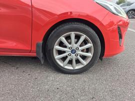 Ford Fiesta Photo 11