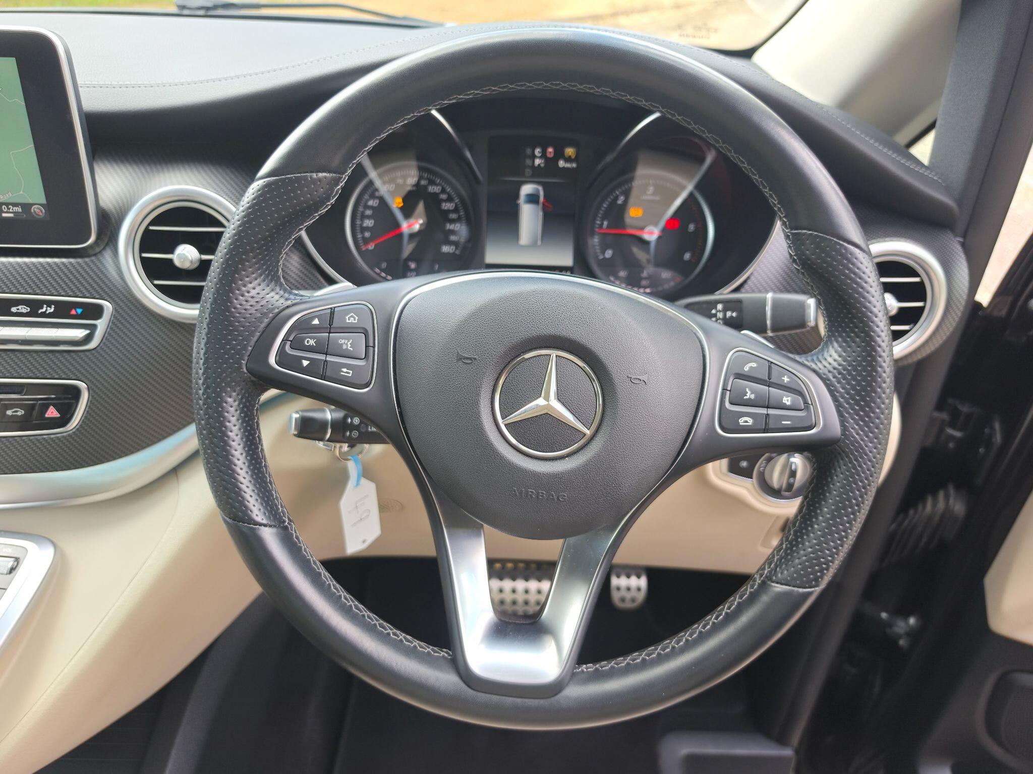 Mercedes-Benz V Class 2.2 V250d AMG Line G-Tronic+ Euro 6 (s/s) 5dr 8 Seat LWB — photo 8