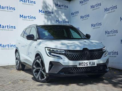 Used 2024 Renault Austral 1.2 E-TECH techno esprit Alpine Auto Euro 6 (s/s) 5dr at Martins Group