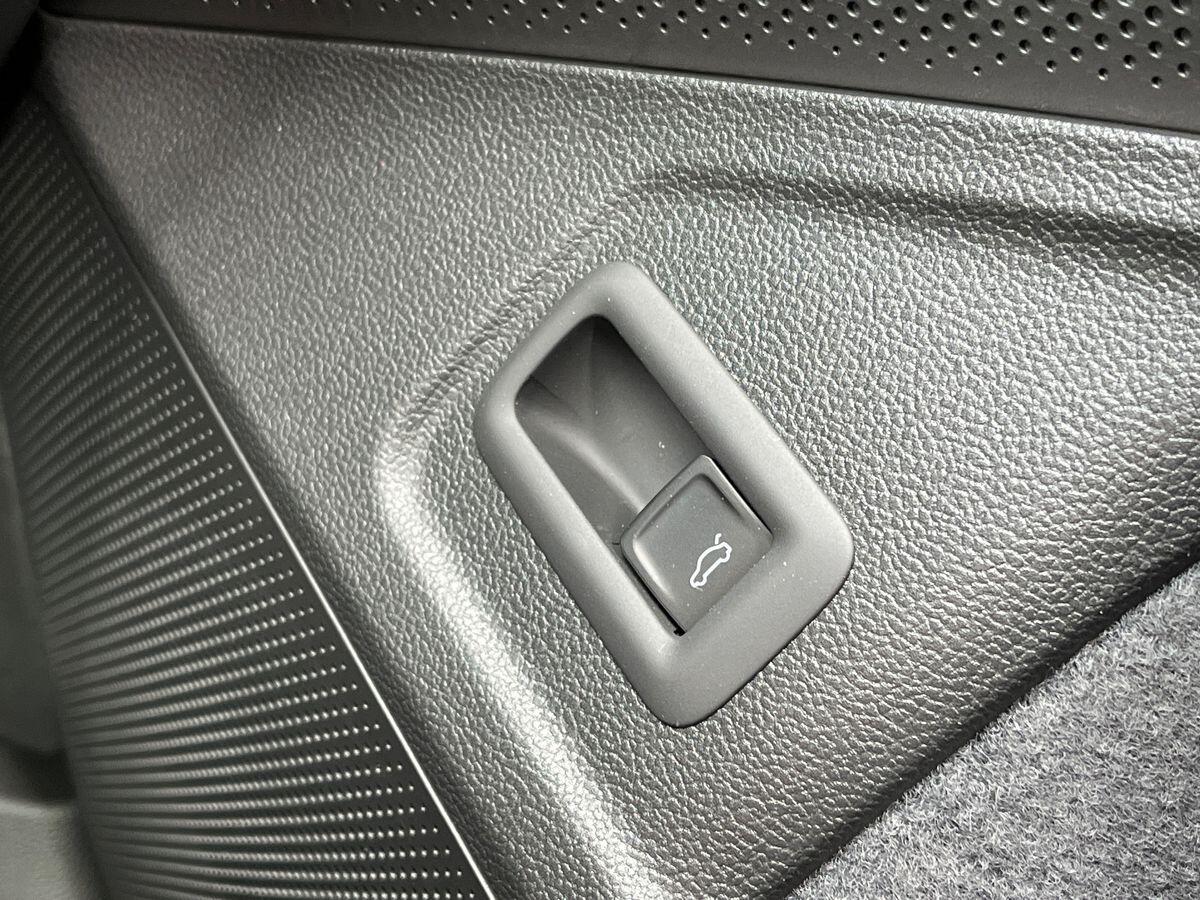 Volkswagen Passat Photo at-727d873938114b62a2972af6408dbfc4.jpg