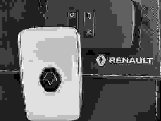 Renault Captur Photo at-727dc5fa16794510ab2f01ba932007cf.jpg