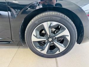 Suzuki Swift Photo 8