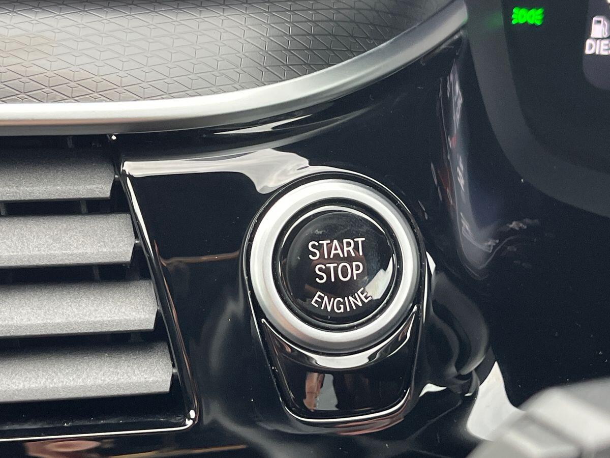 BMW 5 Series Photo 35
