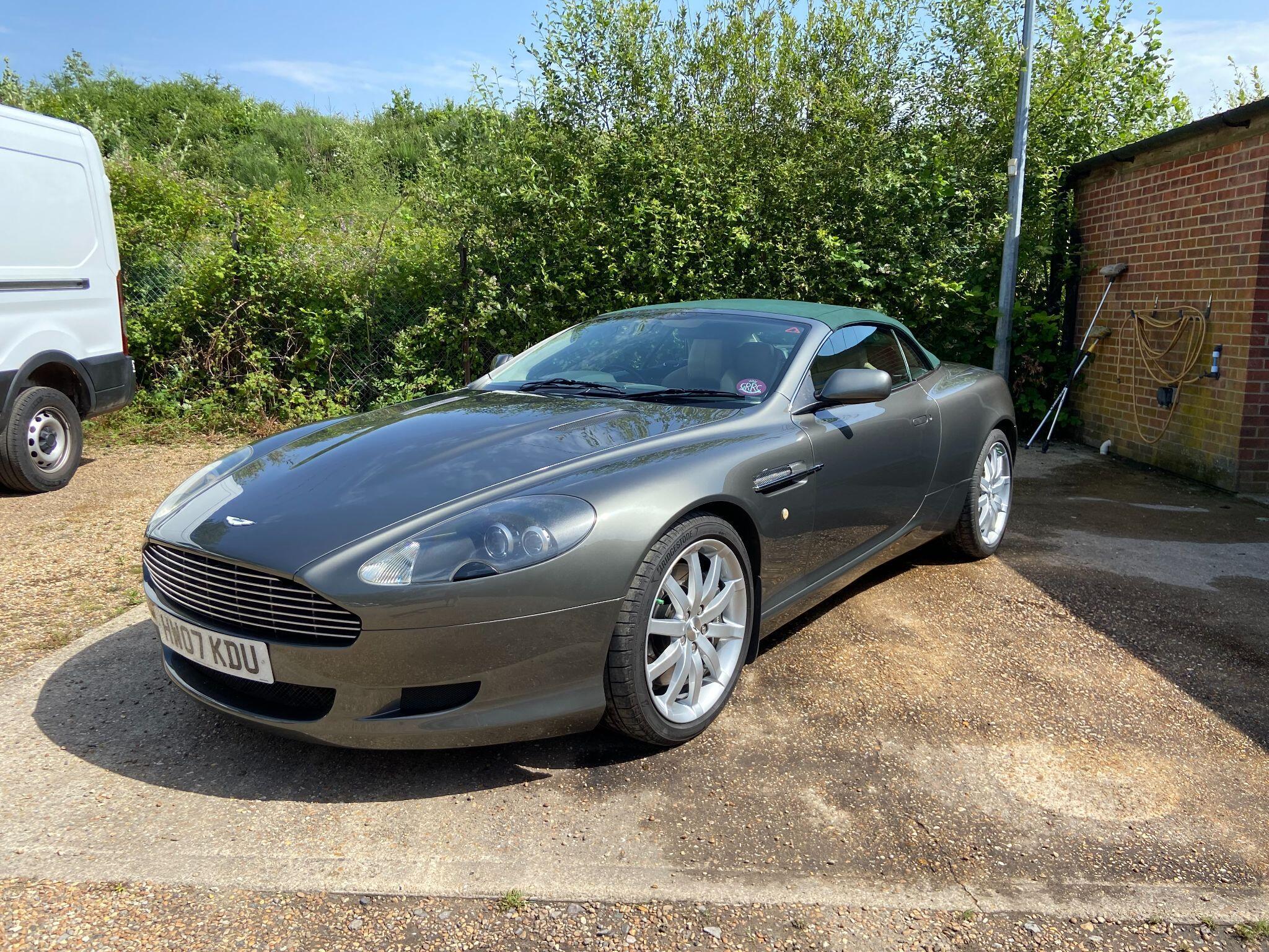 Aston Martin DB9 2007