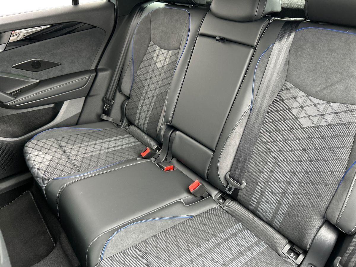 Volkswagen Tiguan Photo at-72a9aadea48548589ceff6251bef3e92.jpg