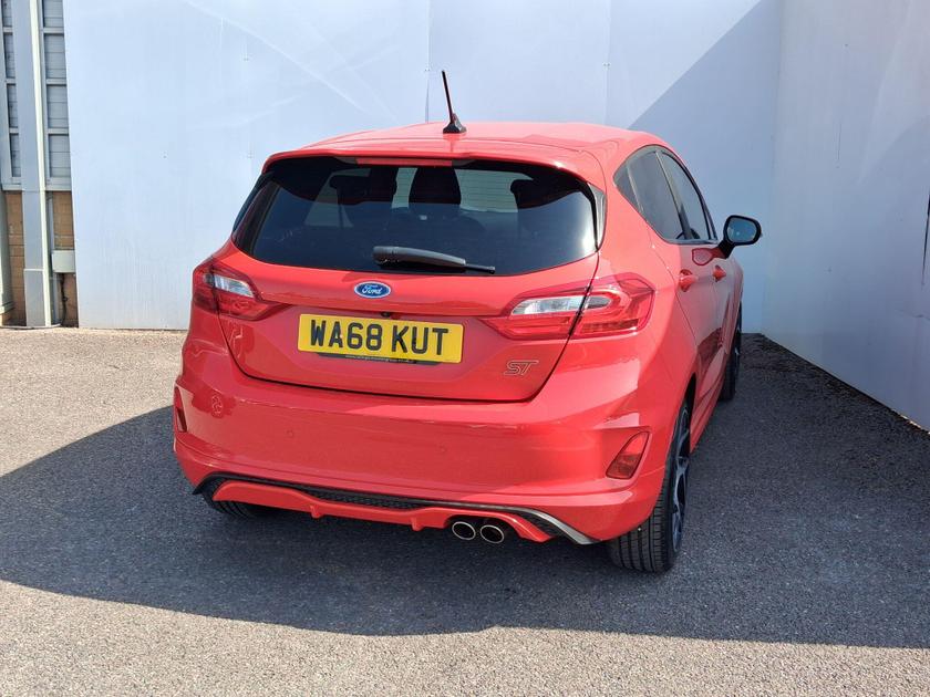 Ford Fiesta Photo at-72ab5804508b4ae88fc355aaa10f98e3.jpg