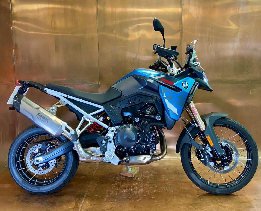 BMW F 900 GS Photo at-72aba8e02bb04be0b2fcd6bdd0a0c98e.jpg