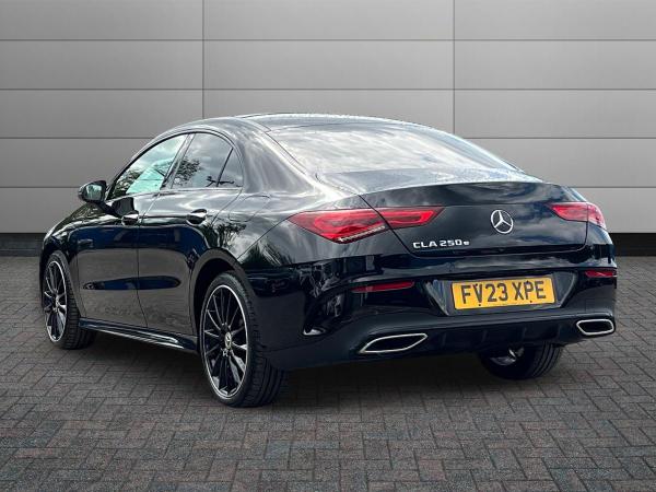 Mercedes-Benz CLA Photo at-72bdfb0107c44fee8b9bbd075378bc94.jpg