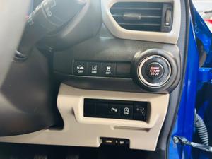 Suzuki Swift Photo 35