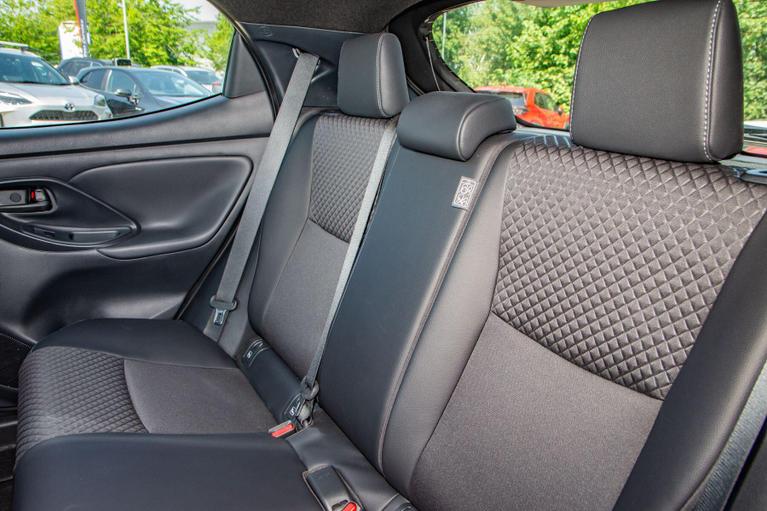 Used Toyota Yaris WU75GDE 7