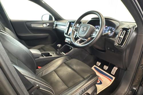 Volvo XC40 Photo at-7370345f6a7f452080529370468457f6.jpg