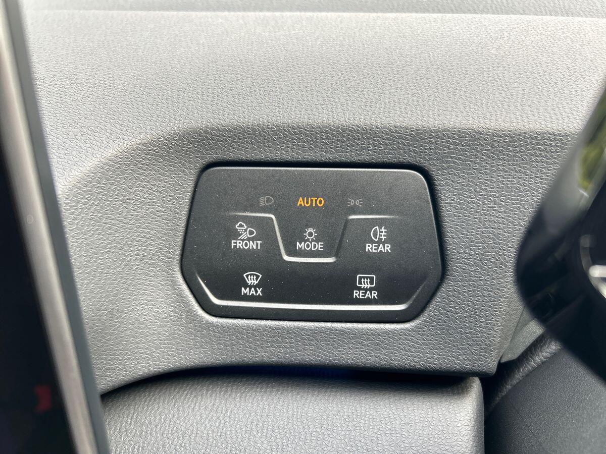Volkswagen ID.3 Photo at-73865b56af634700b53f21c9ce0f1ea4.jpg