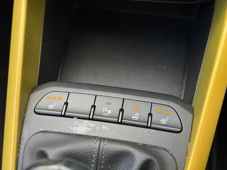 Used Kia Stonic RV23YLL 17