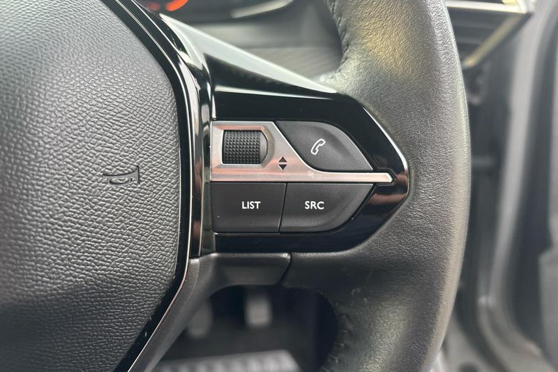 Used Peugeot 2008 BG24LUJ 33