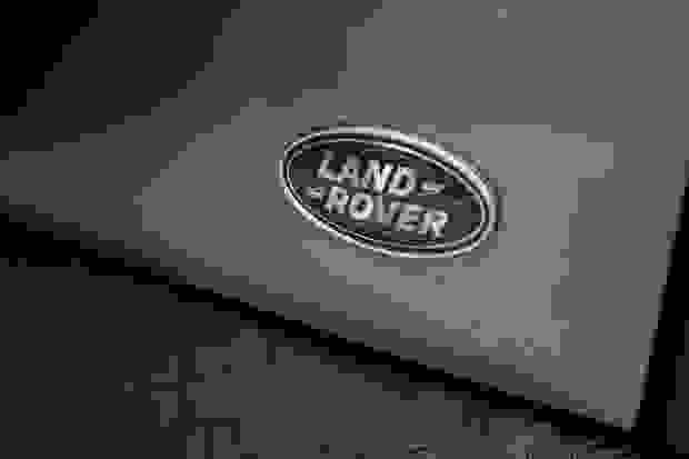Land Rover DEFENDER Photo at-73ab05bb11854ed78ed5c4cdf39ab5aa.jpg