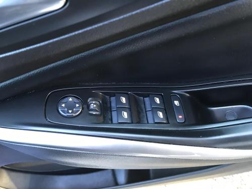 Vauxhall Grandland Photo at-73bb4dcabeb04393a36e01169ab2b80b.jpg