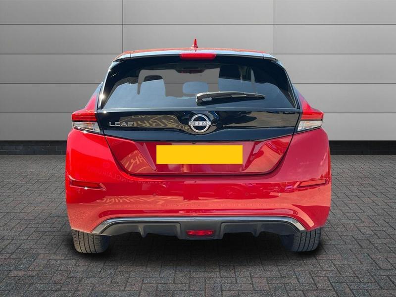 Nissan Leaf Photo 5