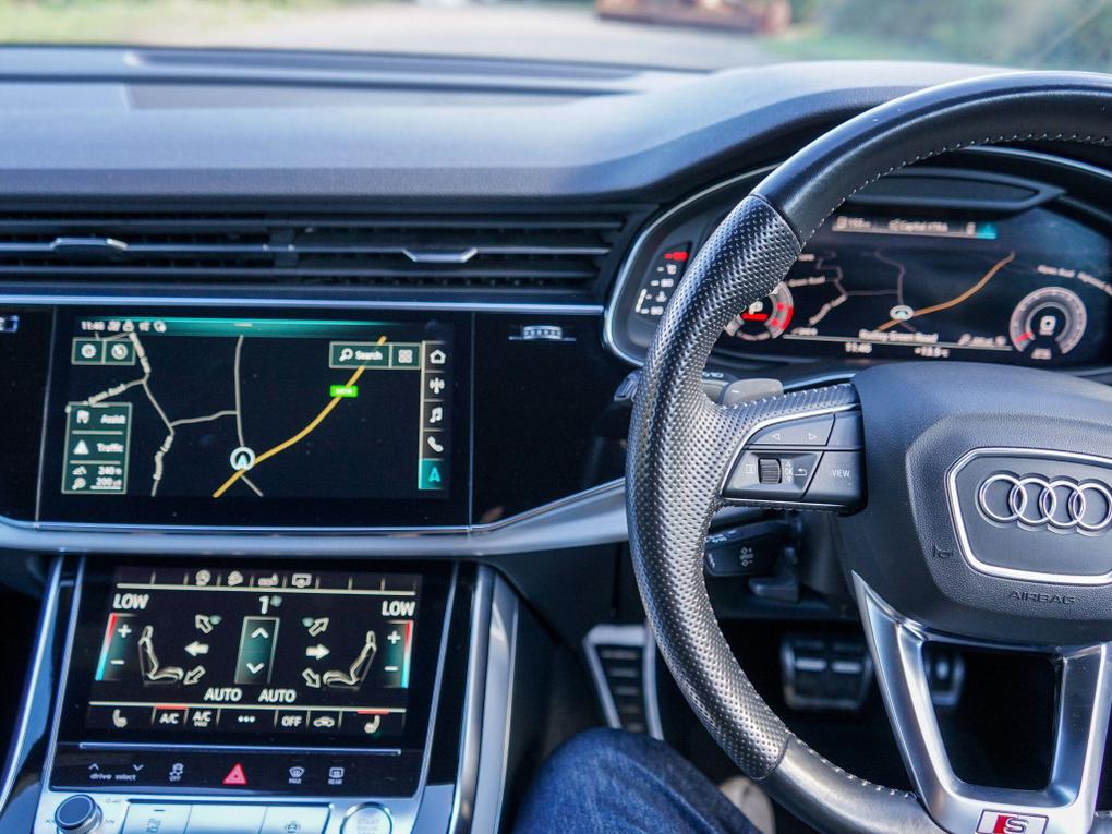 Used Audi Q8 KN70CZX 8