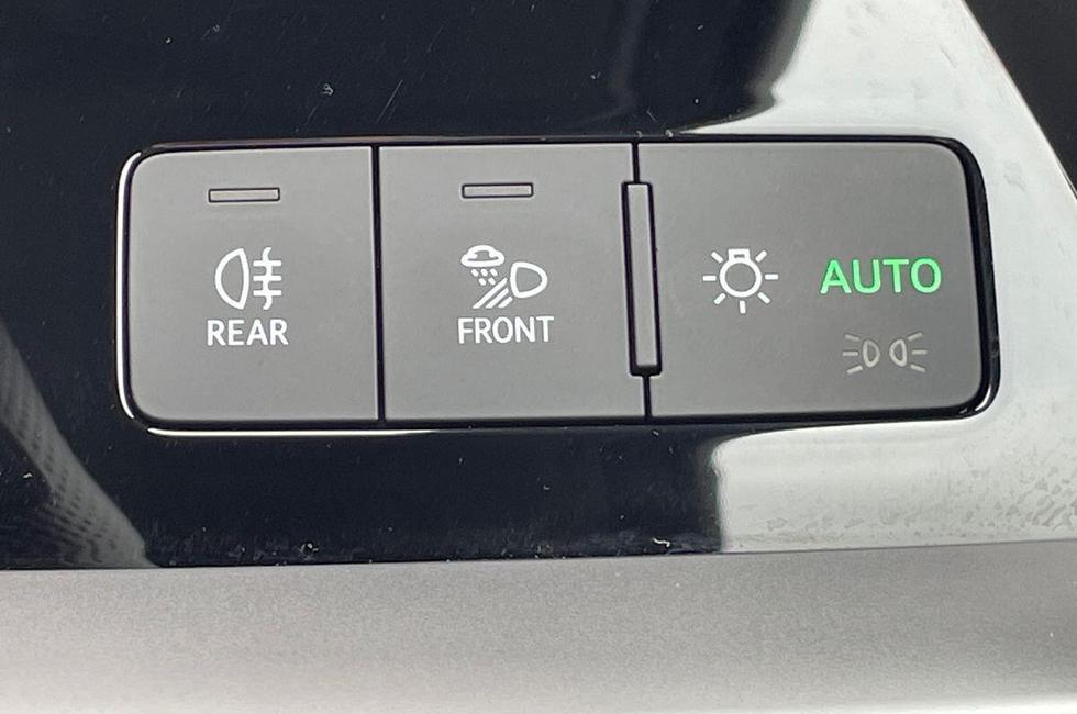 Audi S3 Sportback Photo at-743c92b37c174a2cad33afce1f81bbf2.jpg