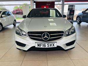 Mercedes-Benz E Class Photo 1