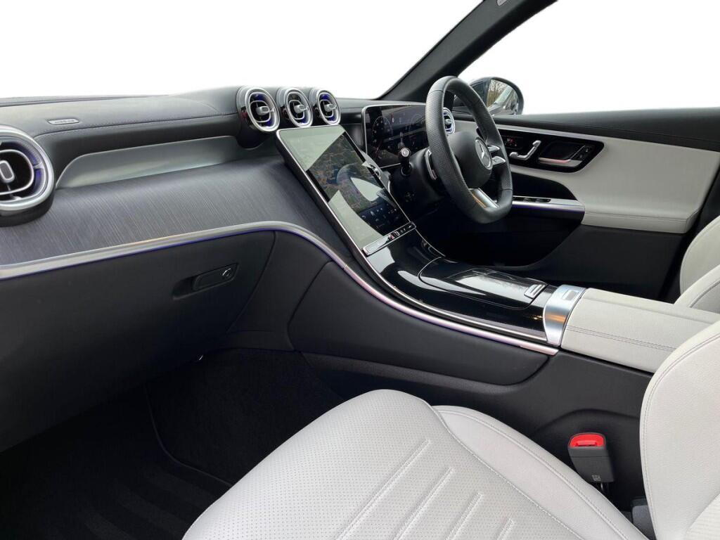 Mercedes-Benz GLC Photo at-7522265435204b8d9b0aa346d16cd02d.jpg