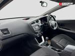 Kia cee'd Photo 7