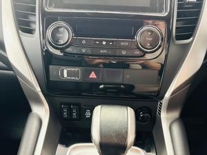 Mitsubishi Shogun Sport Photo 43