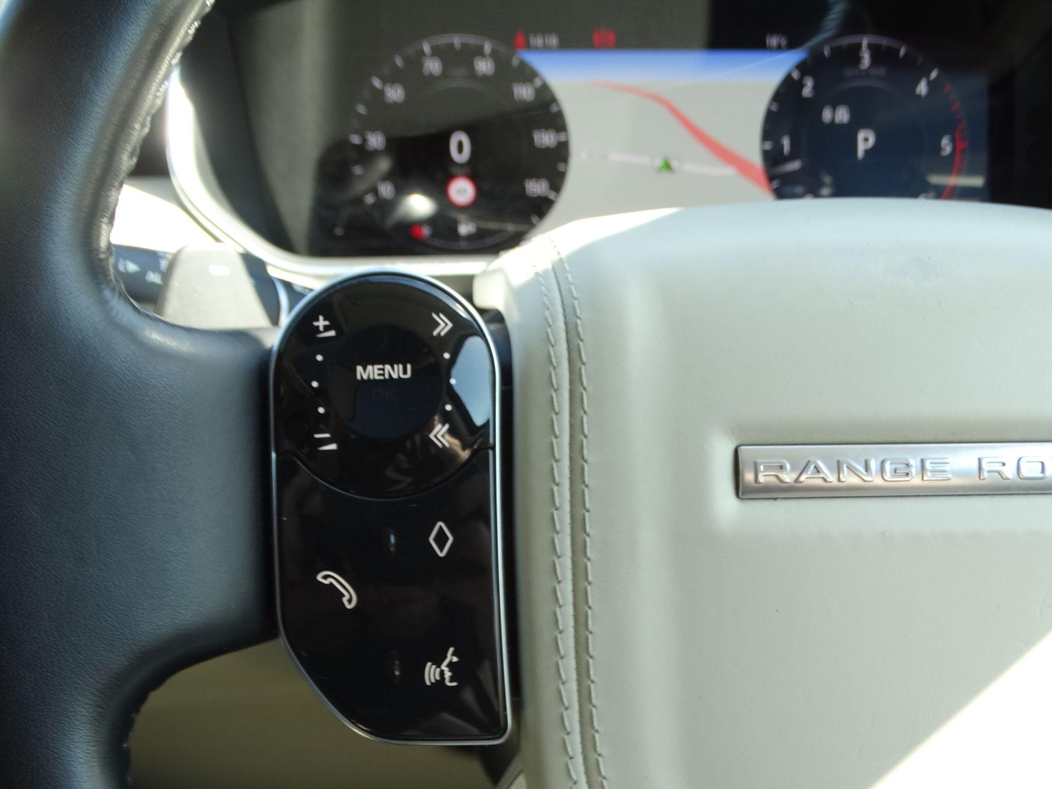 Land Rover Range Rover 3.0 SD V6 Vogue SE SUV 5dr Diesel Auto 4WD Euro 6 (s/s) (275 ps) — photo 25